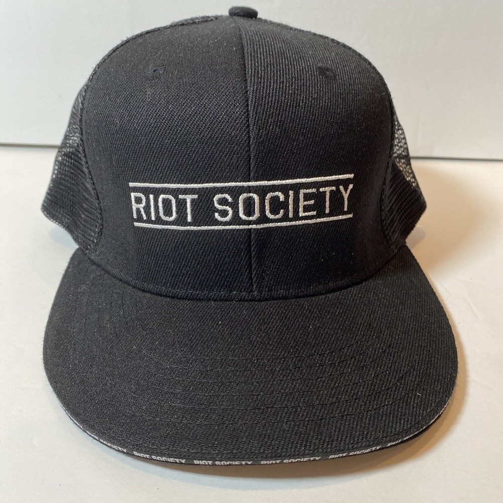 RIOT SOCIETY MENS TRUCKER HAT BLACK MESH SNAPBACK HAT CAP BASEBALL NEW